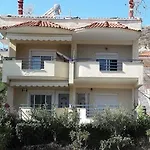 Villa Ideal Family House Néa Péramos