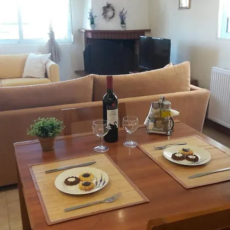 Ideal Family House *