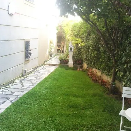 Ideal Family House * Néa Péramos