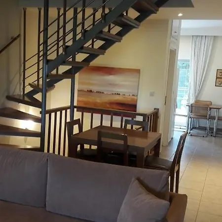 Ideal Family House *